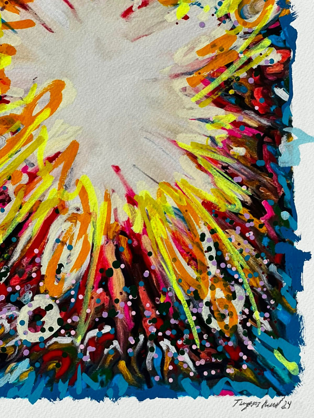 Source 3 V005 — detail